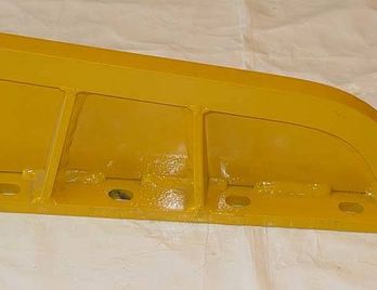 JOHN DEERE AFTERMARKET - AT117813 - GUARD, FRONT L/H
