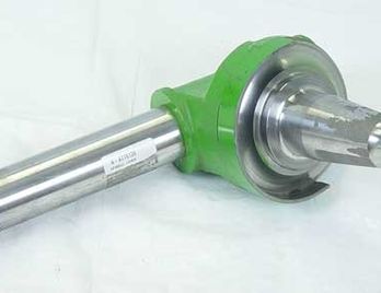 JOHN DEERE AFTERMARKET - AT76138 - SPINDLE