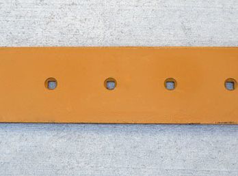 JOHN DEERE AFTERMARKET - T204083 - CUTTING EDGE, OUTER CENTER