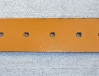 JOHN DEERE AFTERMARKET - T195673 - CUTTING EDGE, OUTER CENTER