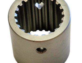 JOHN DEERE AFTERMARKET - T24774 - SPLINED COUPLING