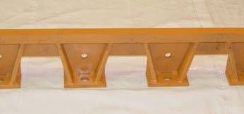 CASE AFTERMARKET - R46198 - GUARD CENTER