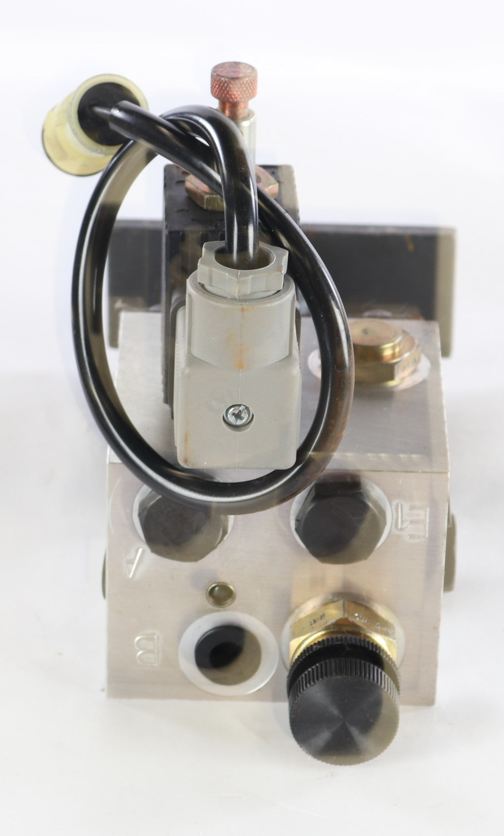 HYUNDAI - 008001-06024A - CONTROL VALVE ASSM