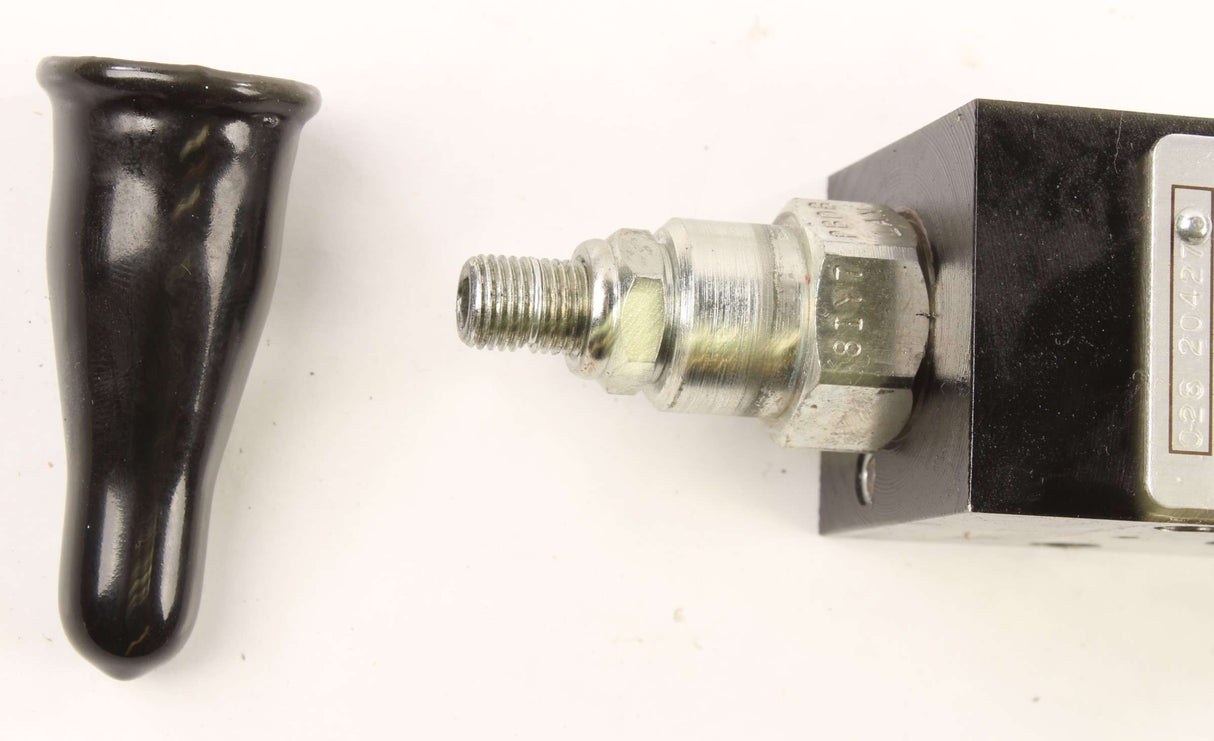 DENISON - 026-20427-0 - PORT BLOCK