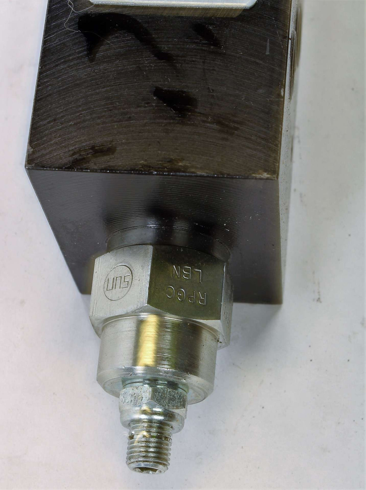 DENISON - 026-20752-0 - VALVE