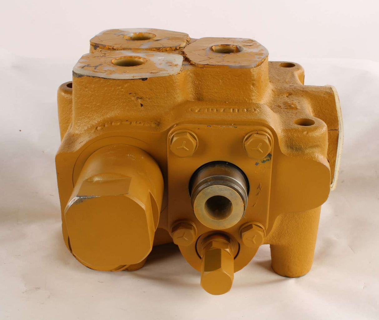 KOMATSU - 1013109C92 - VALVE