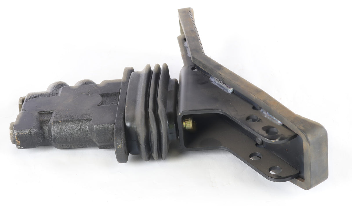 VOLVO - 1048-10020 - CONTROL VALVE