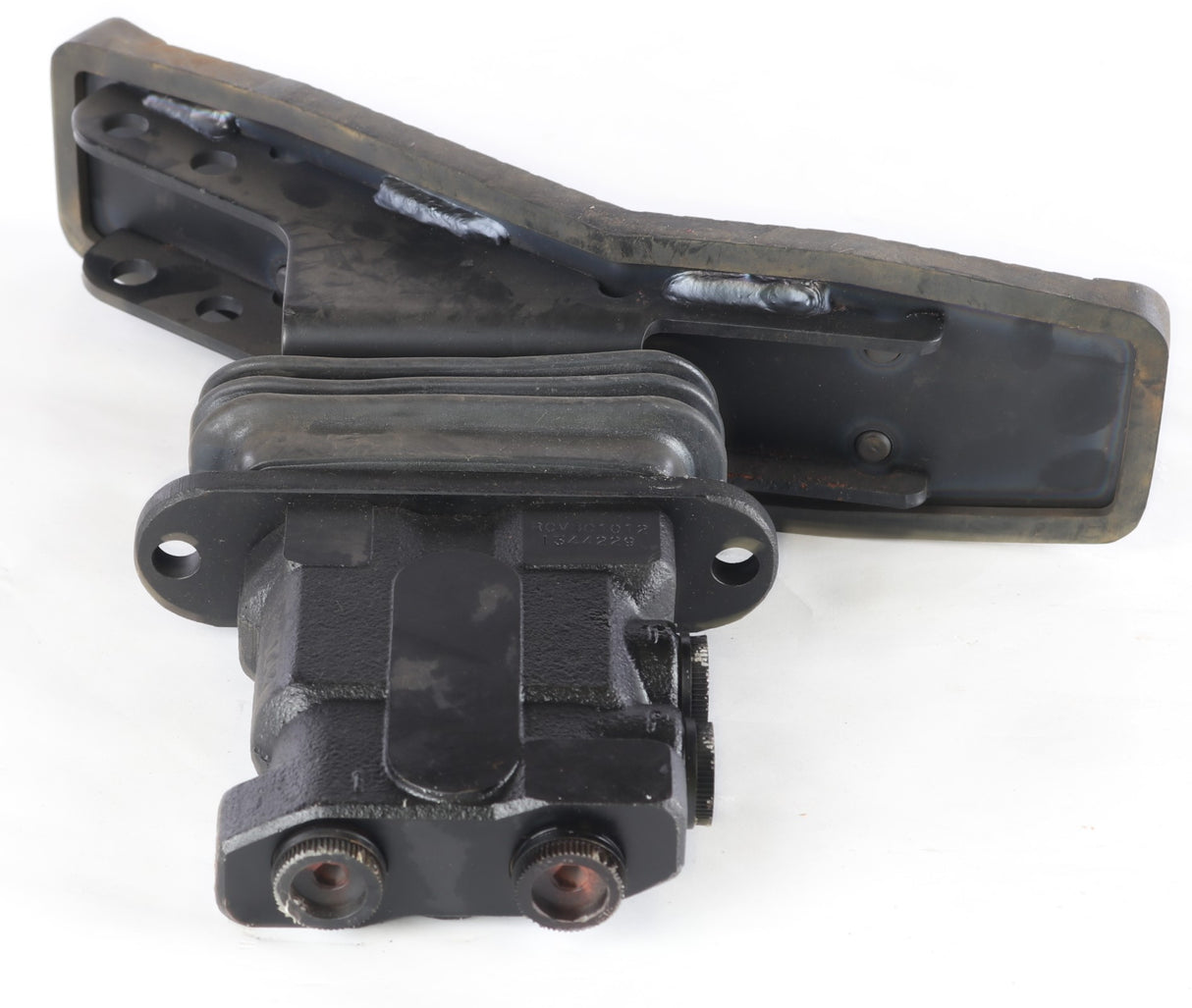 VOLVO - 1048-10020 - CONTROL VALVE