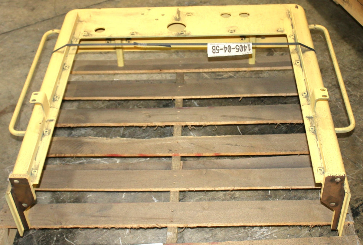 VOLVO - 11015964 - BRACE