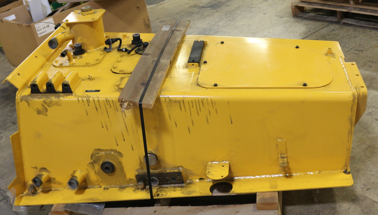 VOLVO - 11190275 - HYD FLUID TANK