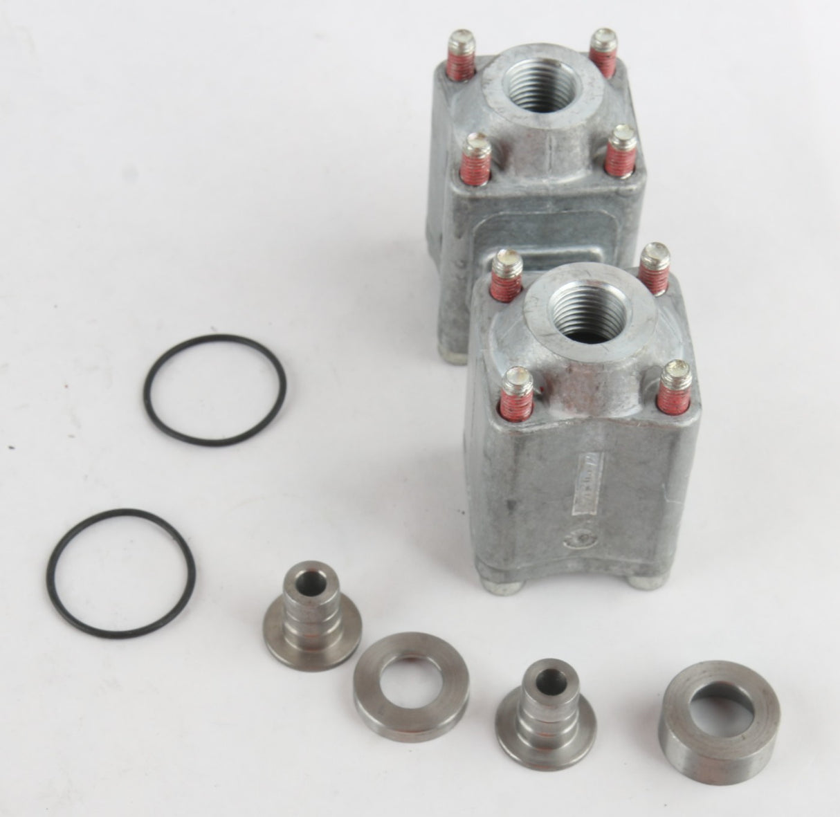 VOLVO - 11370838 - END COVER