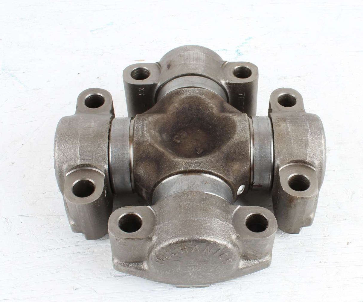 VOLVO - 11702005 - U-JOINT