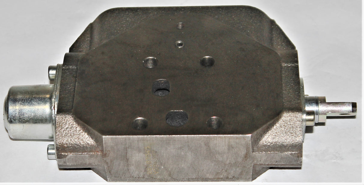 VOLVO - 11713075 - CONTROL VALVE