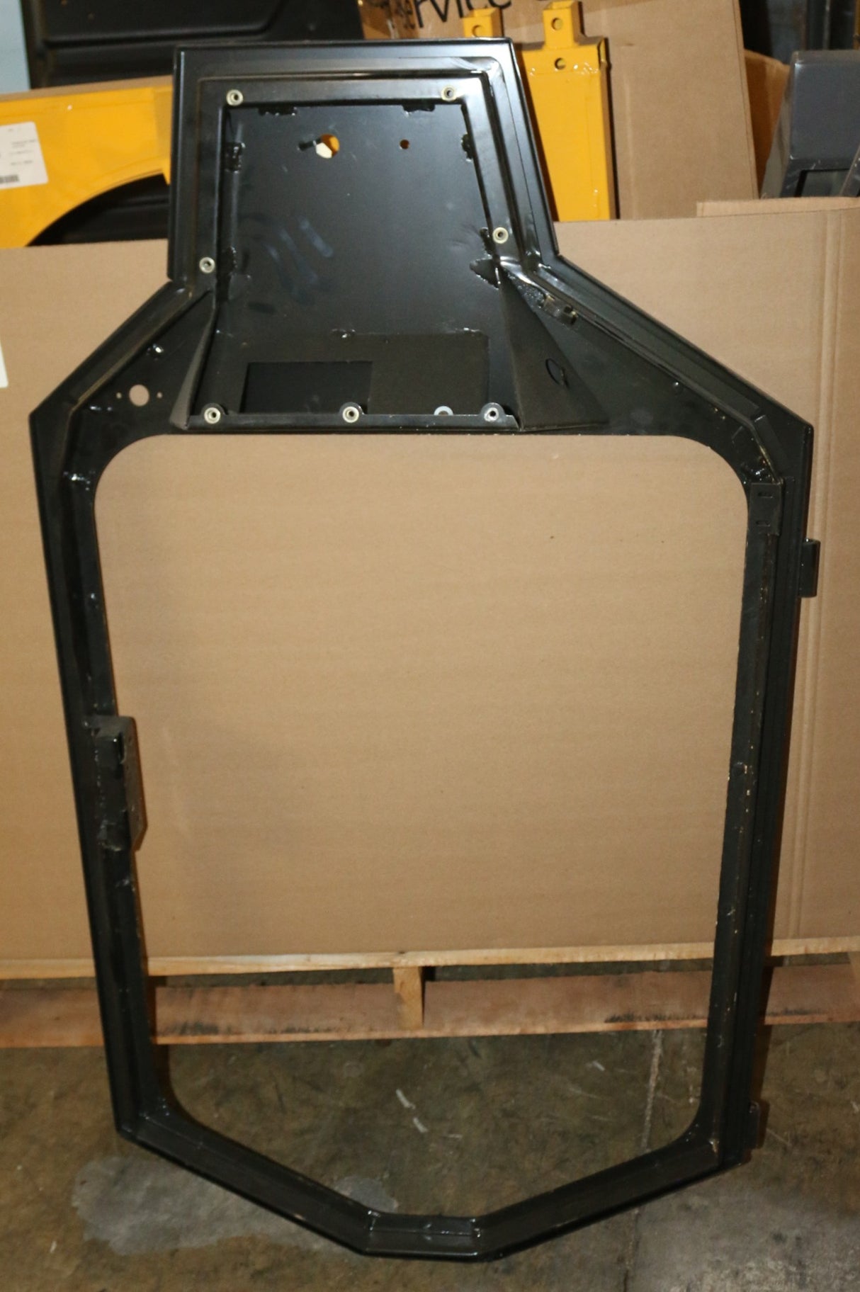 VOLVO - 11850207 - DOOR FRAM
