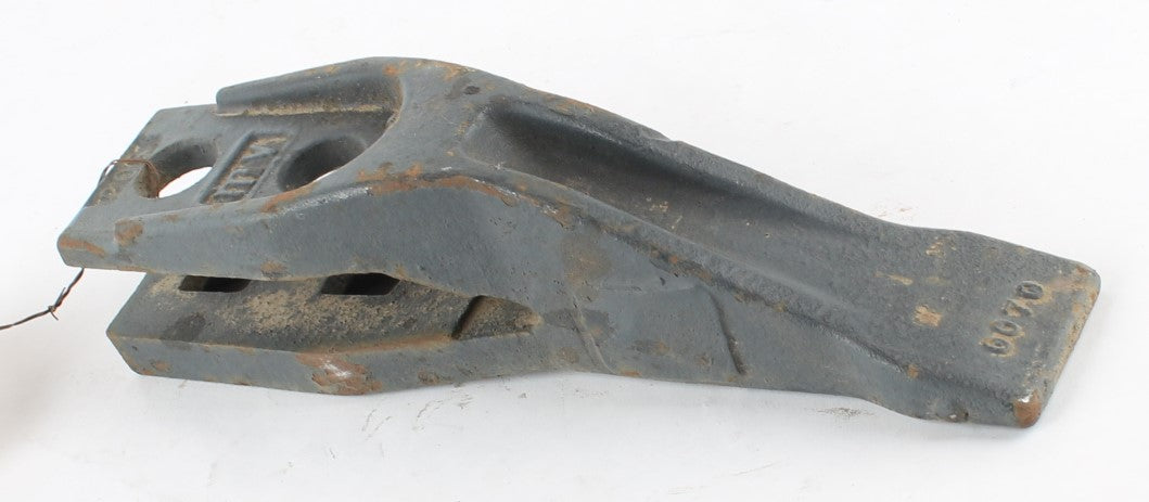 VOLVO - 11889005 - TOOTH