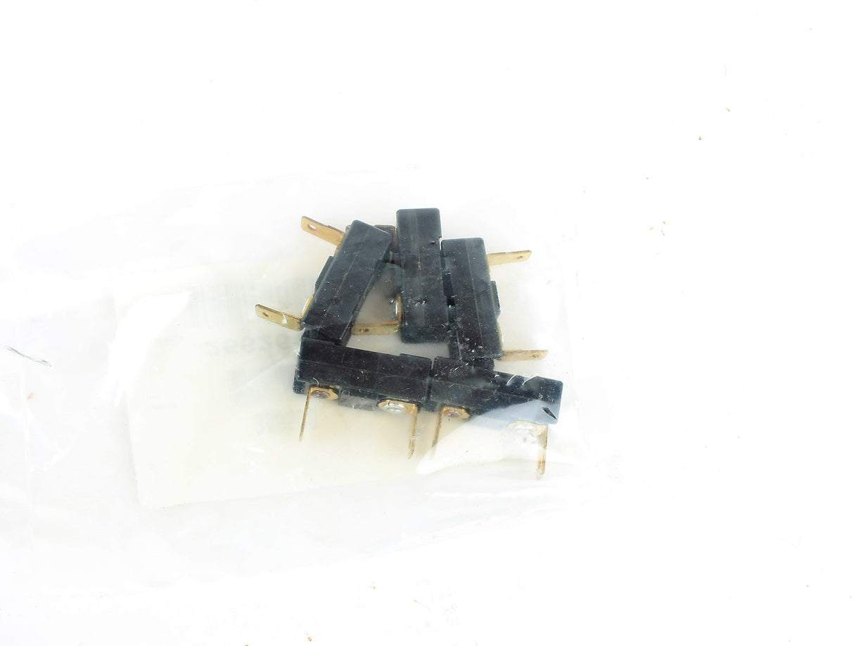 MACK - 11MR24P5 - BREAKER SELMUL5