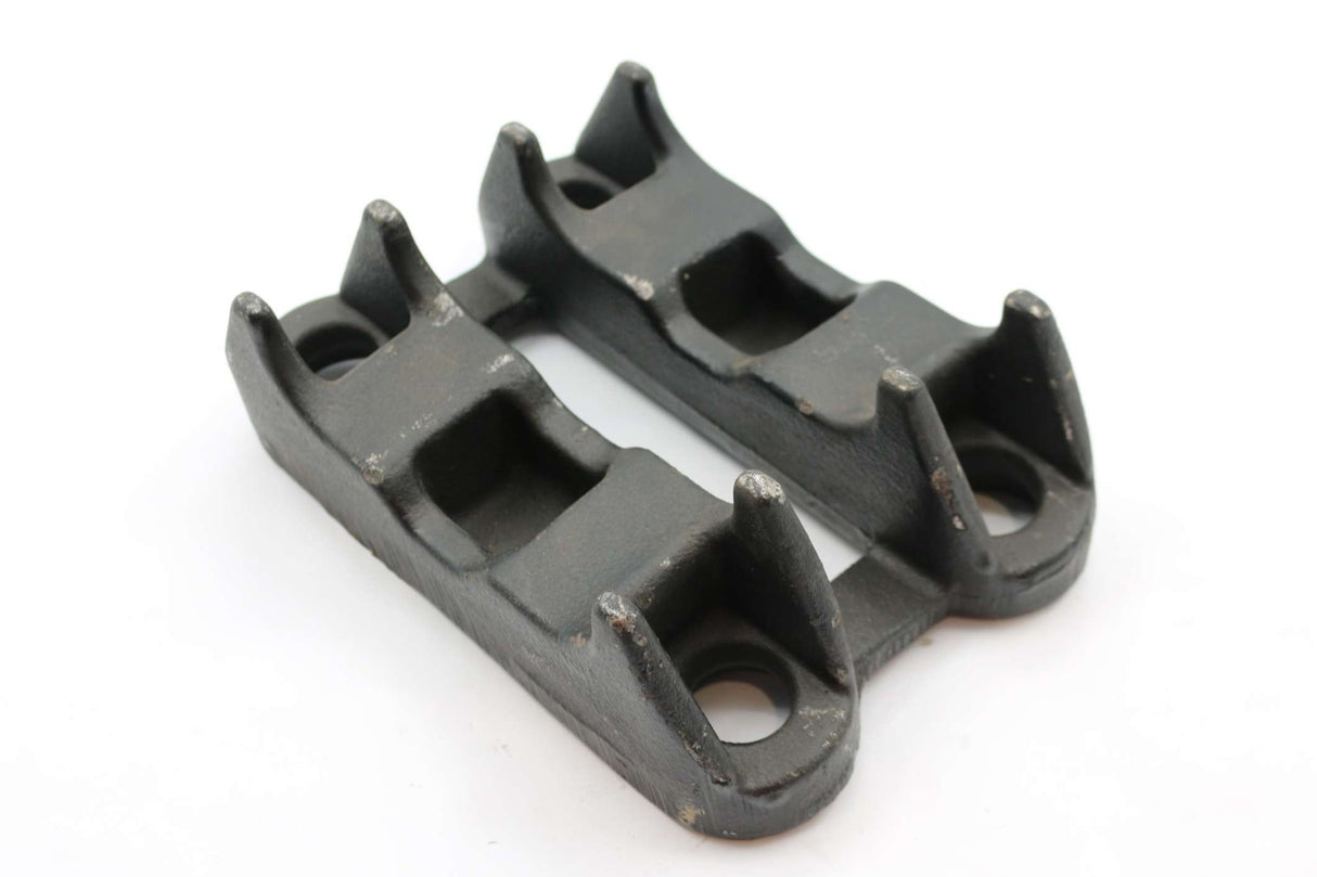 MACK - 11QK452BM - AXLE BTM CAP