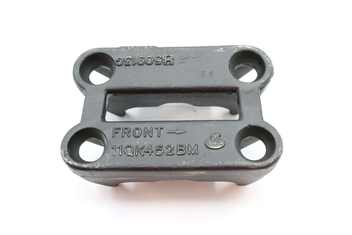 MACK - 11QK452BM - AXLE BTM CAP