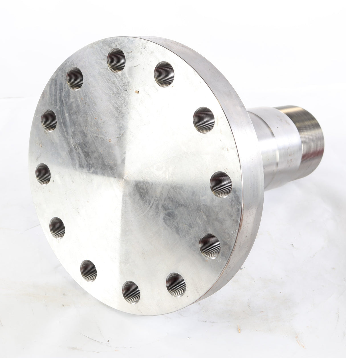 VOLVO - 12741680 - SPINDLE
