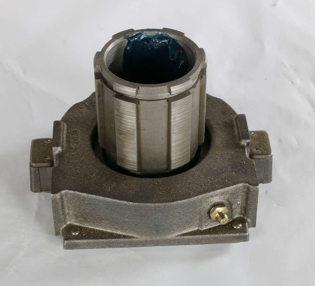 DANA SPICER - 127859 - RELEASE BEARING & SLEEVE ASSM 2.00