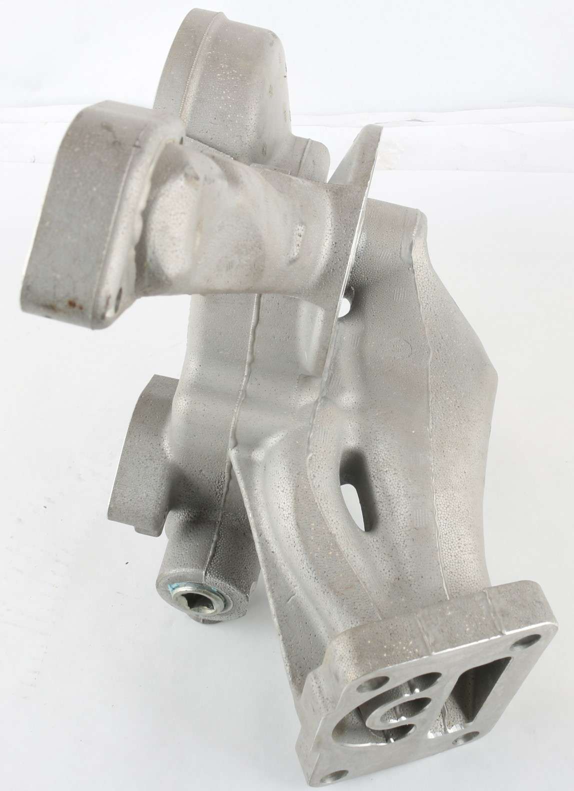 MACK - 142GB520M - BRACKET OIL FILTER/OIL C