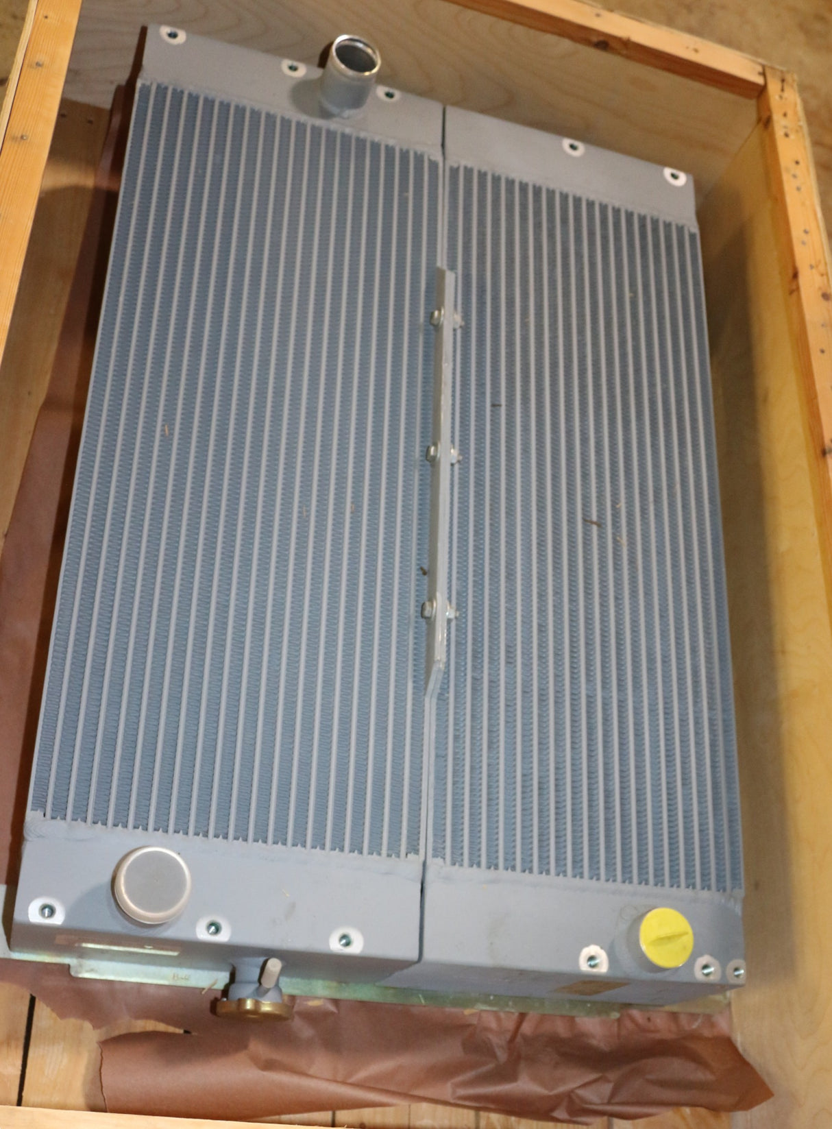 VOLVO - 14373456 - RADIATOR
