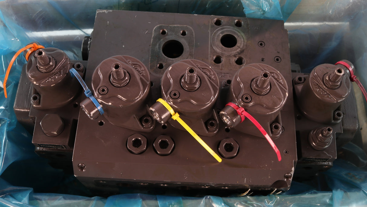 VOLVO - 14382417 - CONTROL VALVE