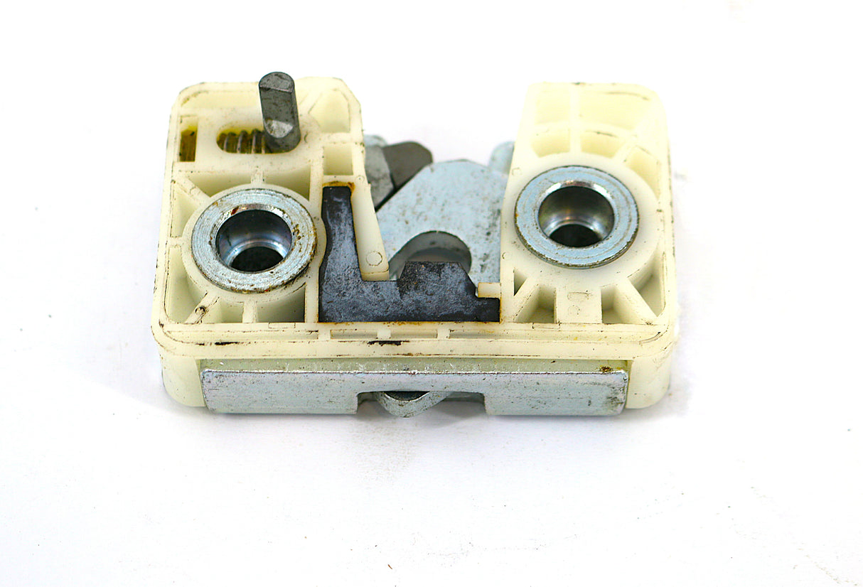 VOLVO - 1610883 - DOOR LOCK OUTER
