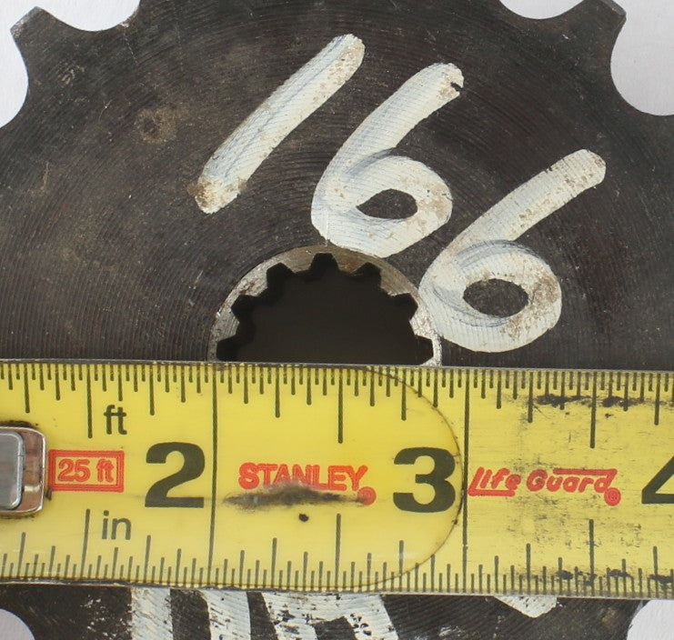 JLG - 1660144 - COUPLING