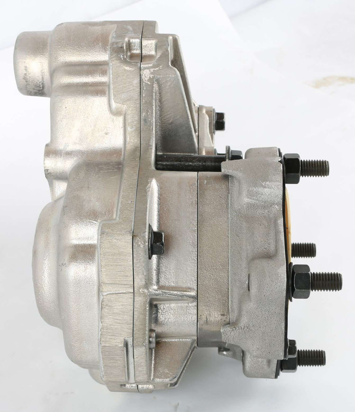 VOLVO - 1668720 - REAR MOUNT PTO