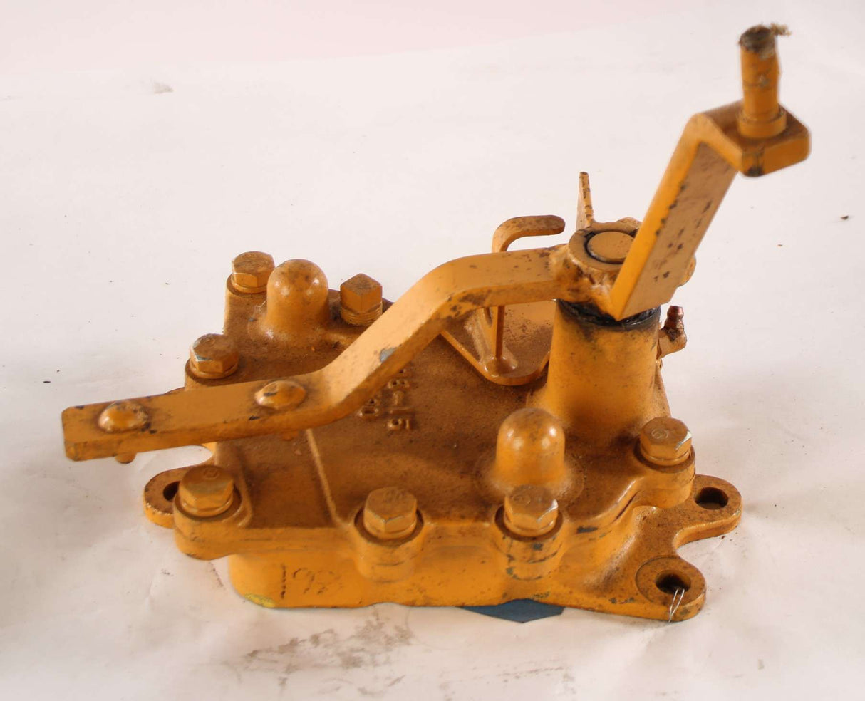 KOMATSU - 198-15-00700 - VALVE