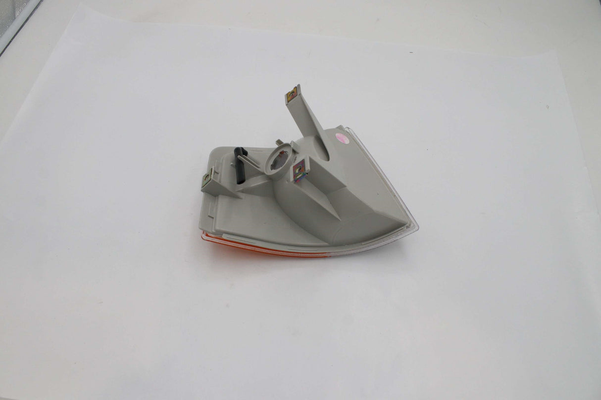 VOLVO - 20571061 - TURN SIGNAL LAMP LEFT SIDE