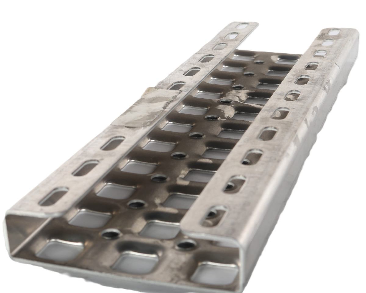 VOLVO - 20739212 - ALUMINUM STEP 16.5" X 5"