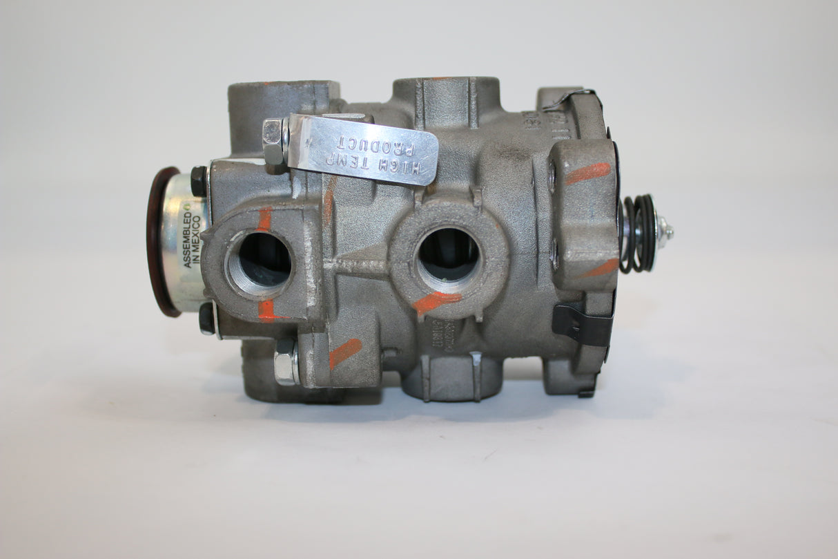 MACK - 20990660 - BRAKE VALVE