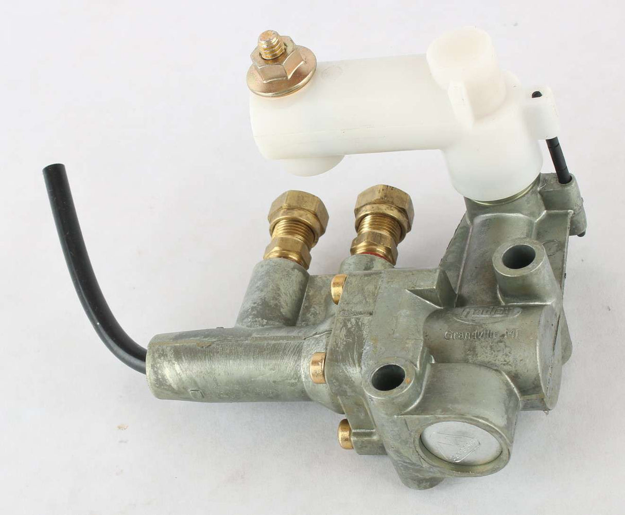 MACK - 20QE3126P3 - VALVE