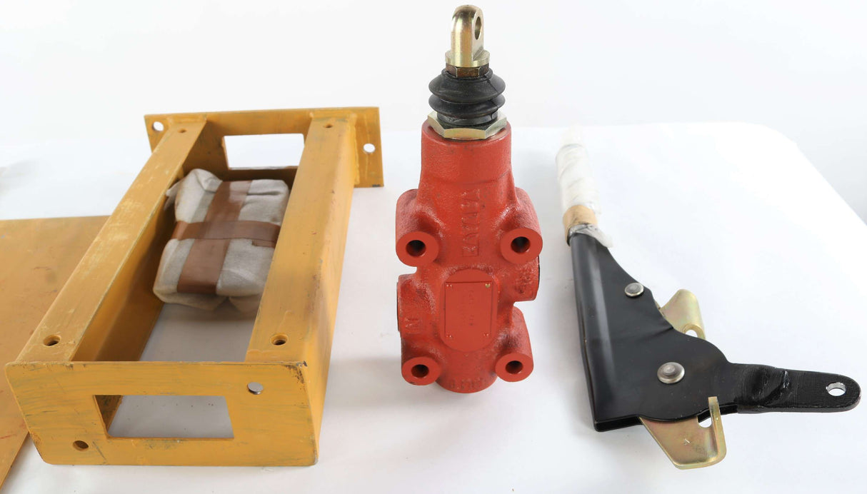 TEREX - 24100N836F1 - LEVER SWING BRAKE KIT