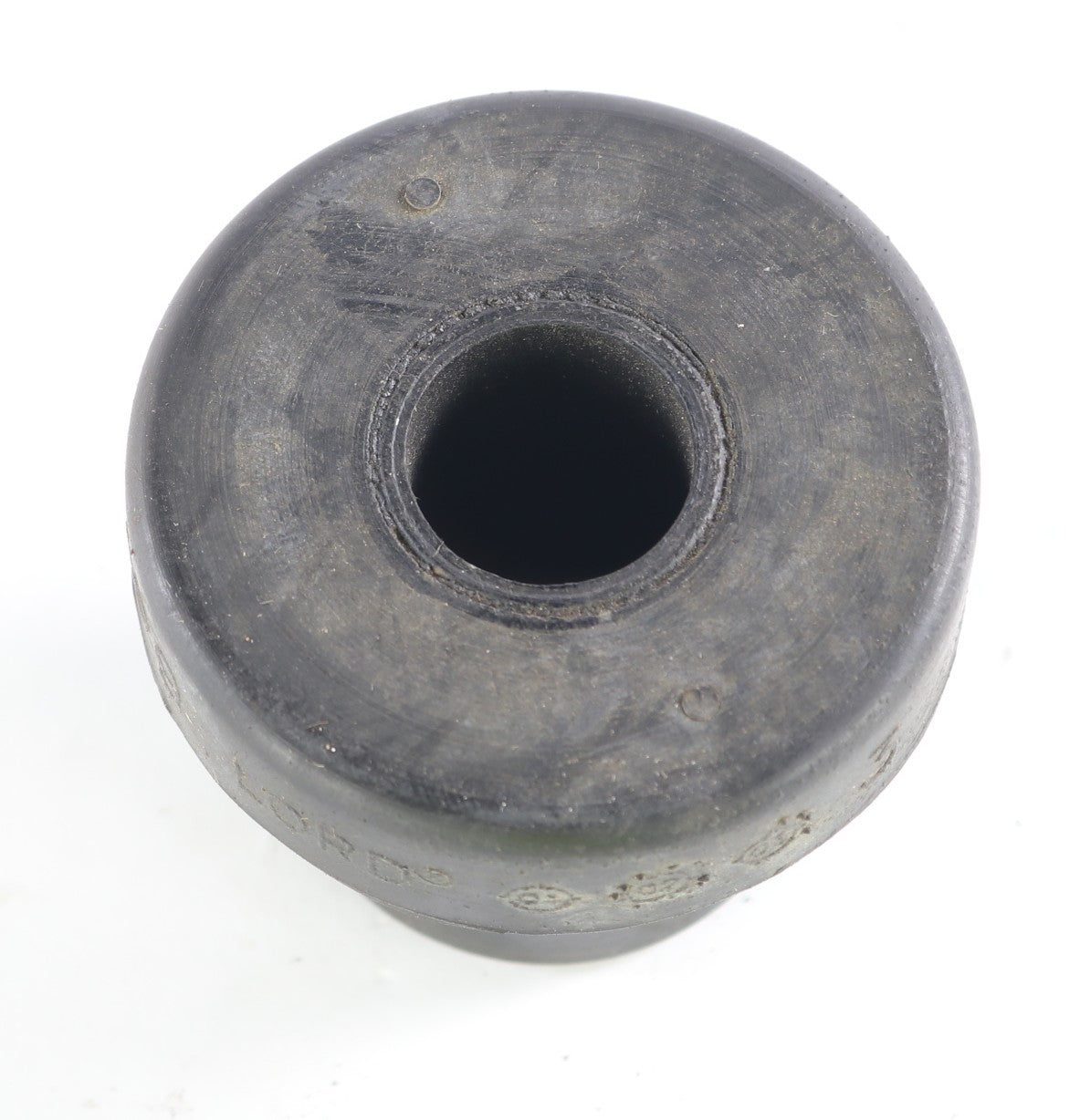 MACK - 25008148 - BUSHING