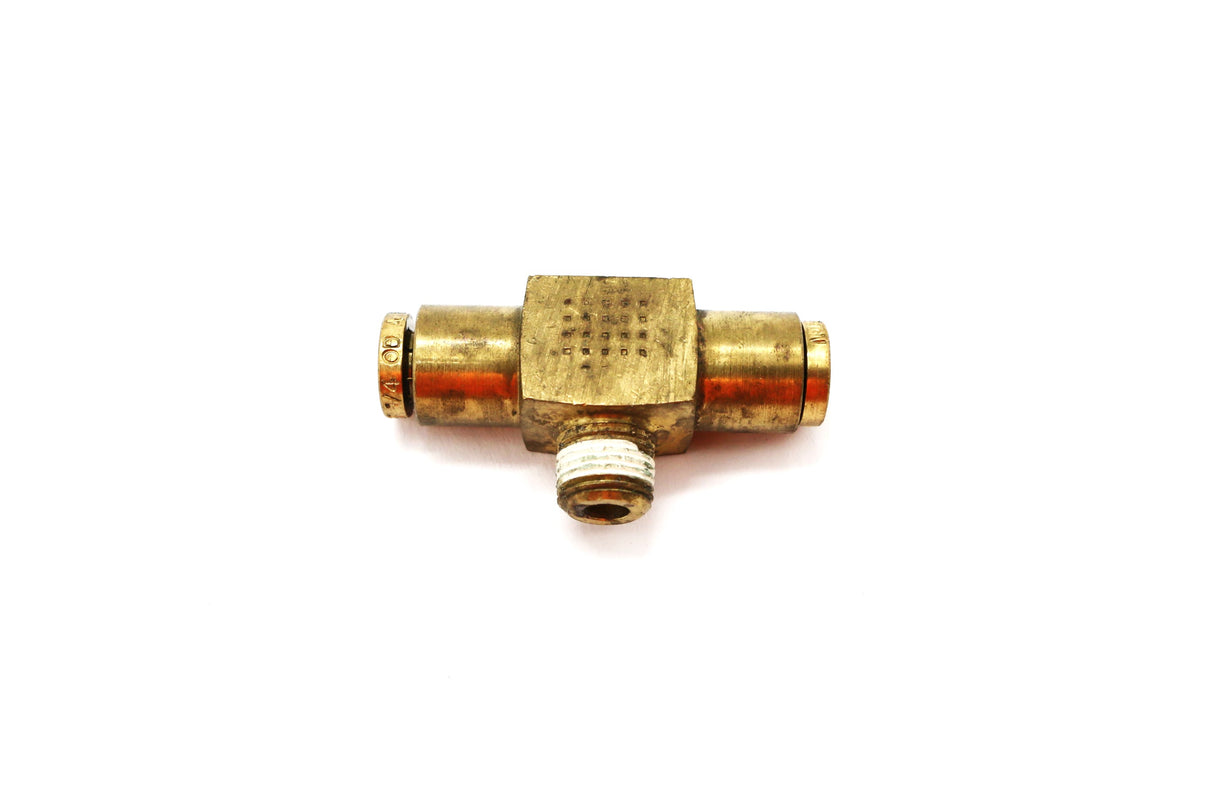 MACK - 25099026 - TEE FITTING SELMUL10