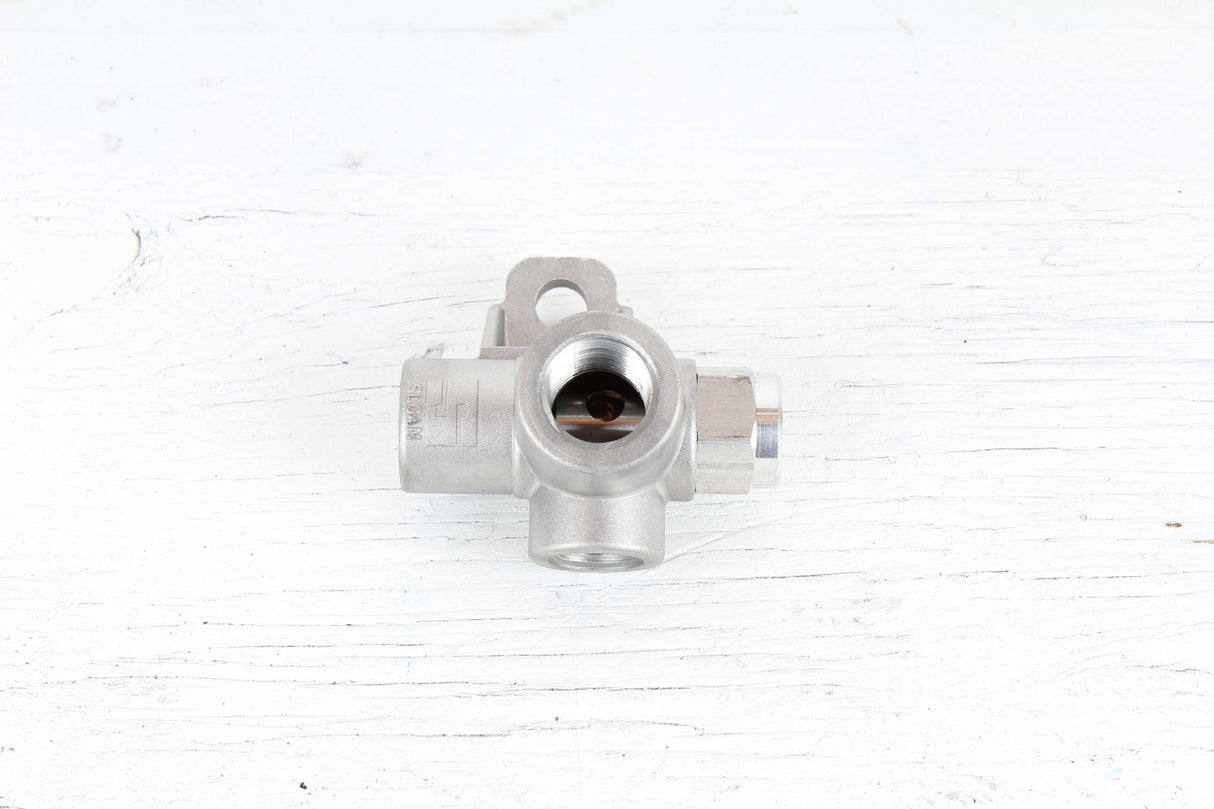 MACK - 25160526 - VALVE DOUBLE CHECK TREADLE