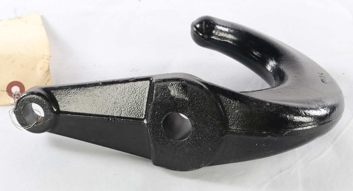 MACK - 25162556 - TOW HOOK