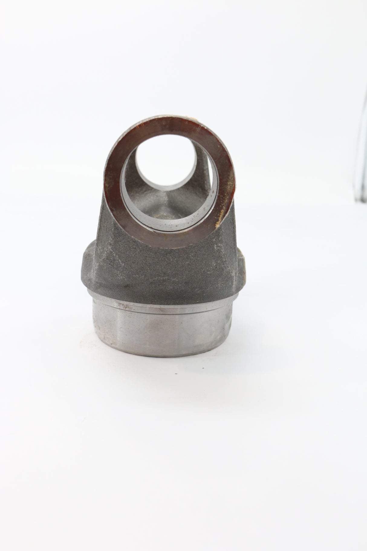 MERITOR - 25RY683 - WELD YOKE