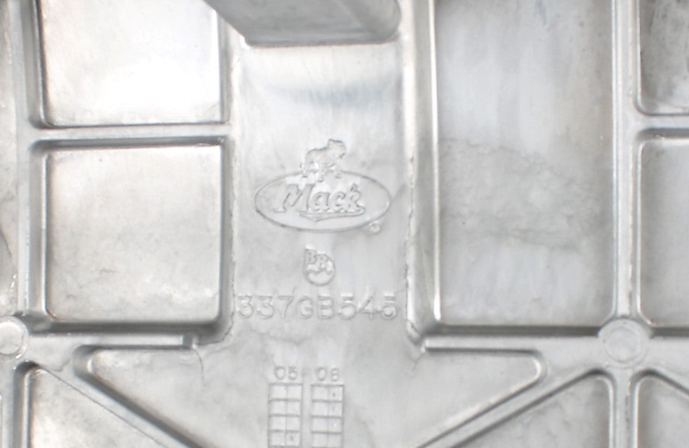 MACK - 337GB545 - CYL HD COVER