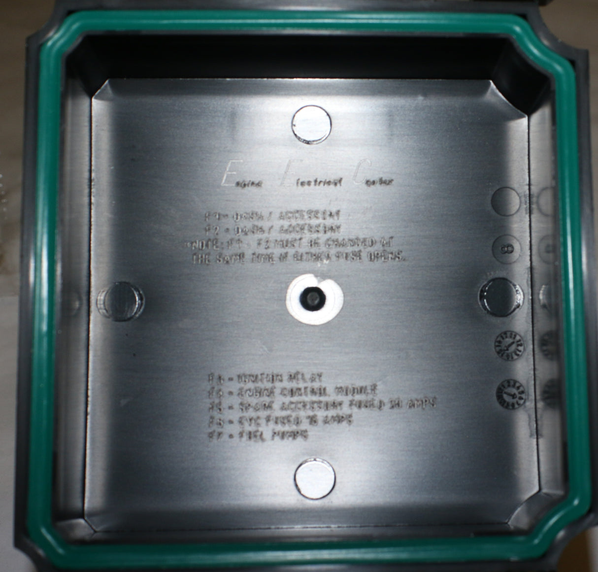 VOLVO PENTA - 3863460 - FUSE BOX