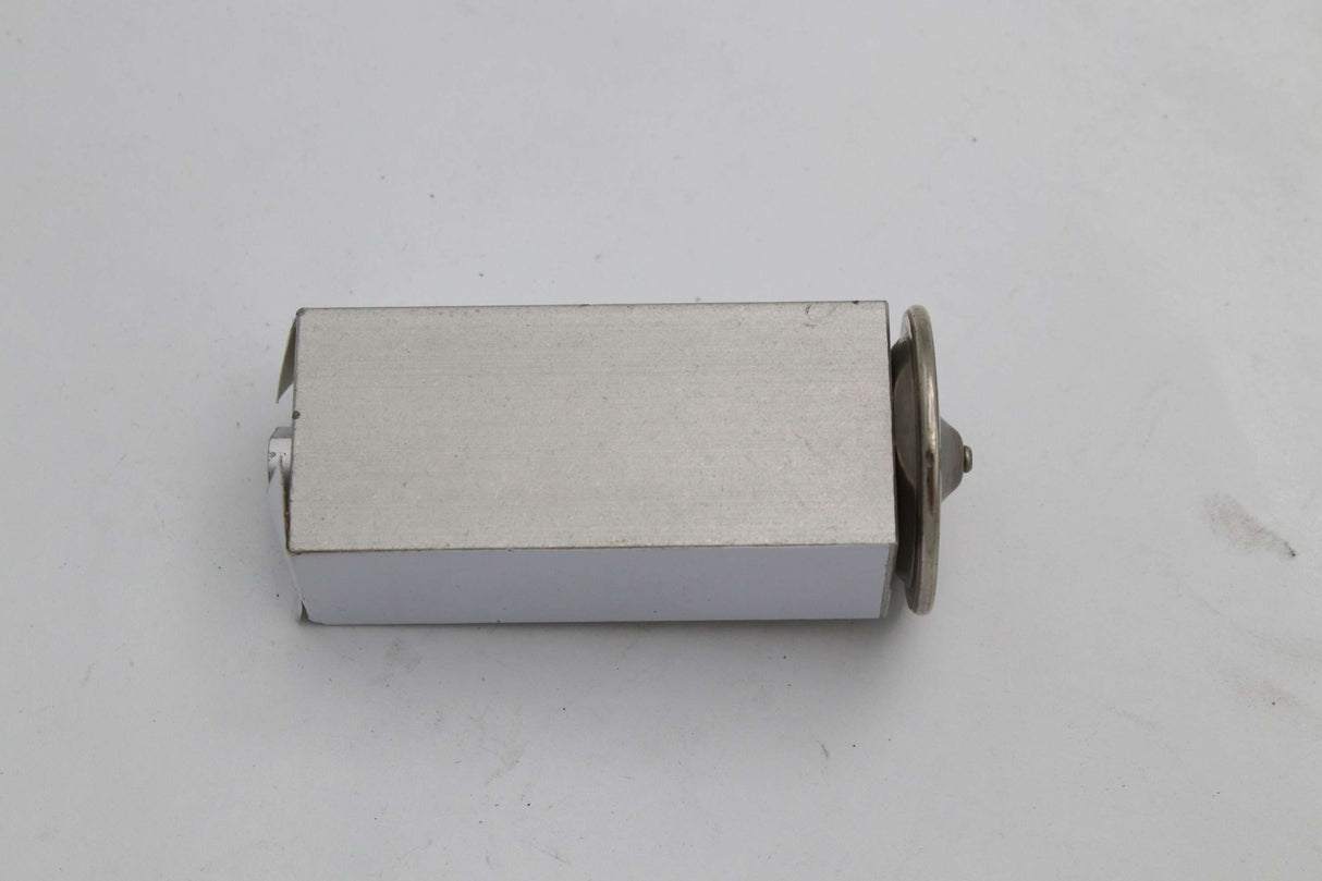 VOLVO - 3946673 - VALVE