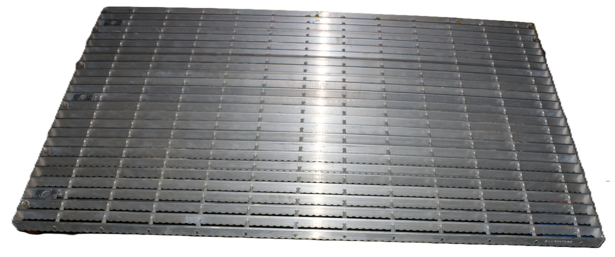 MACK - 39QL4157M6 - TREAD PLATE
