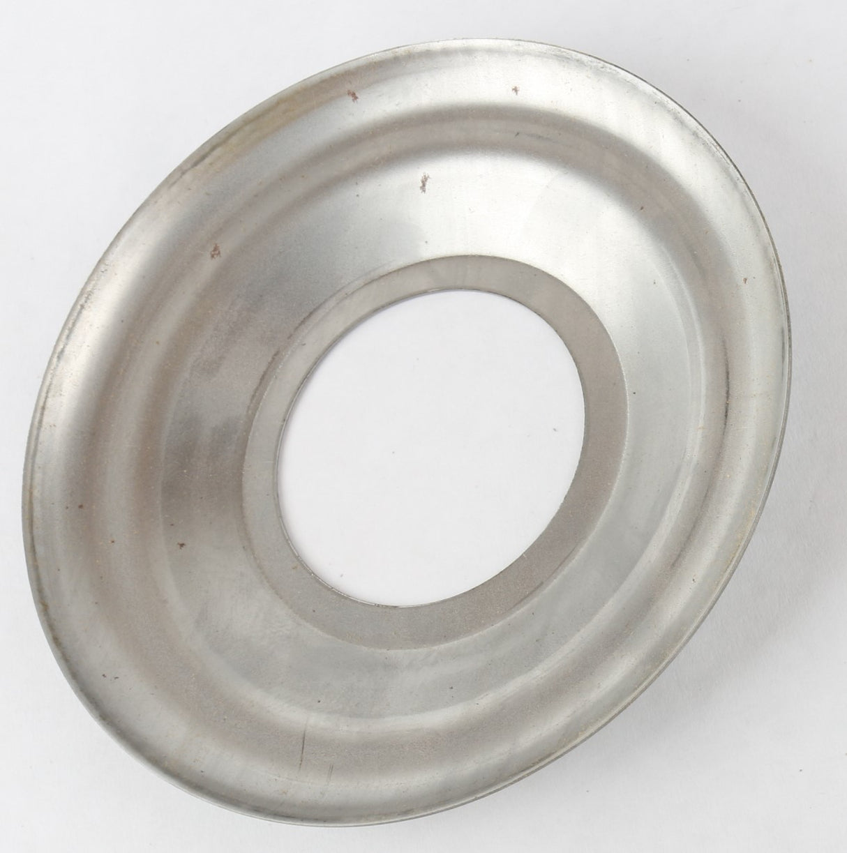 VOLVO - 423177 - OIL DEFLECTOR