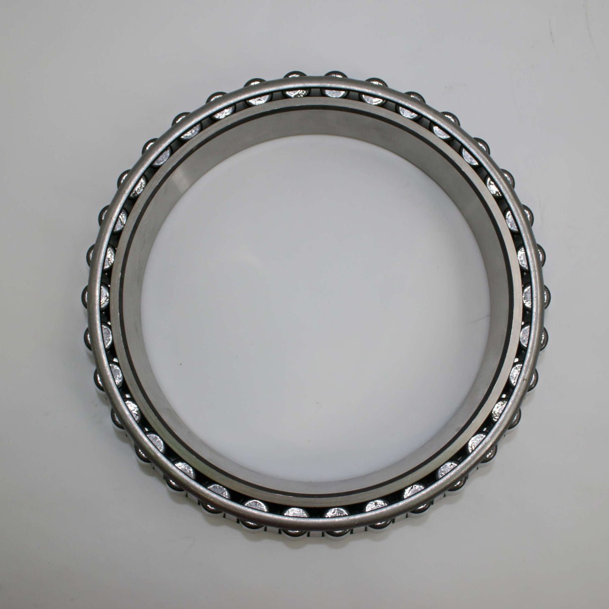 VOLVO - 50272467 - BEARING CONE TAPERED 190mm ID