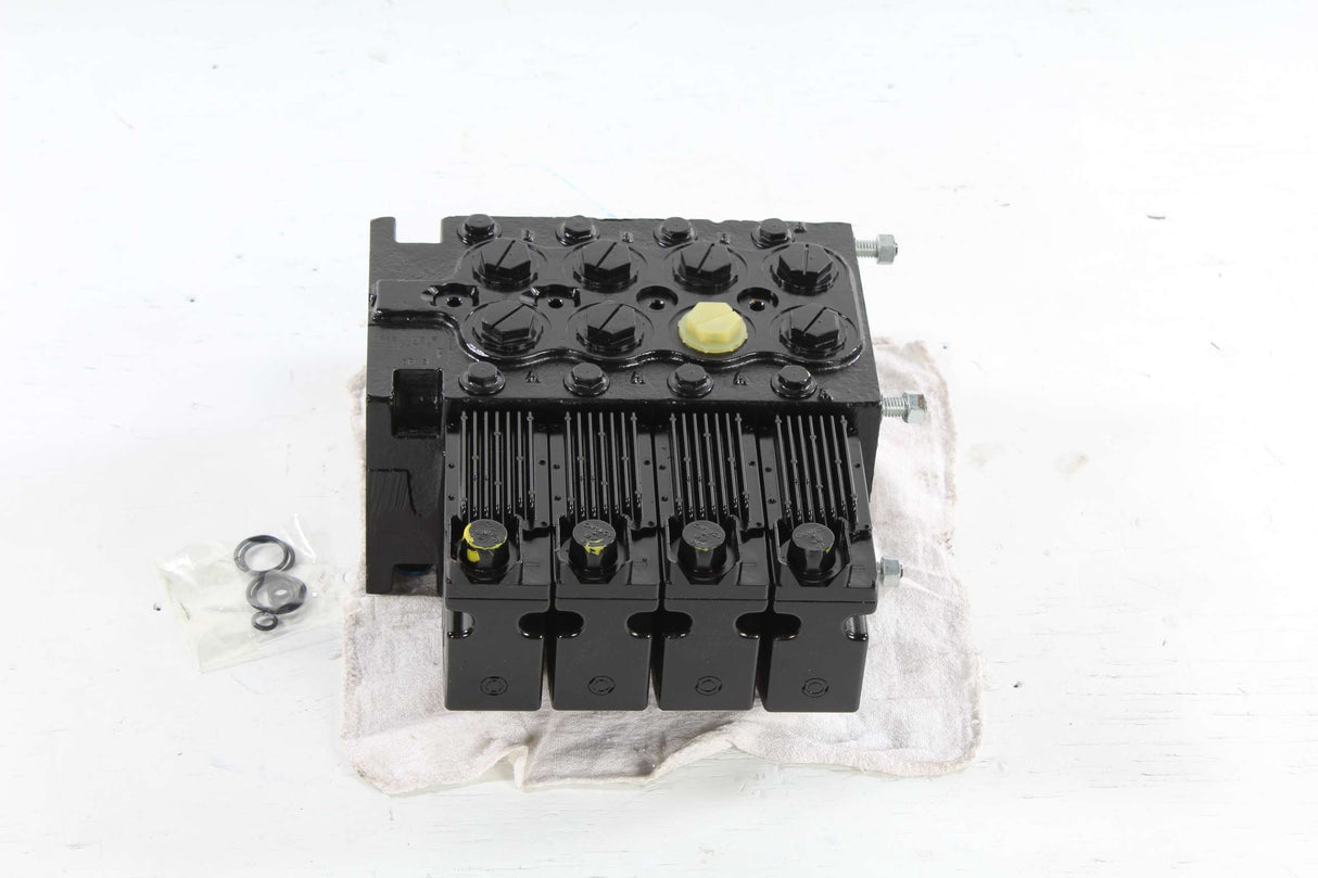 FERMEC - 6190425M91 - CONTROL VALVE ASSEMBLY