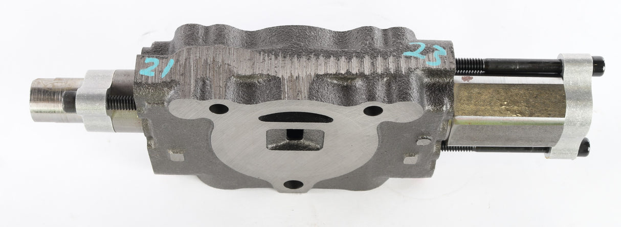 BOBCAT - 6670573 - VALVE - SECTION