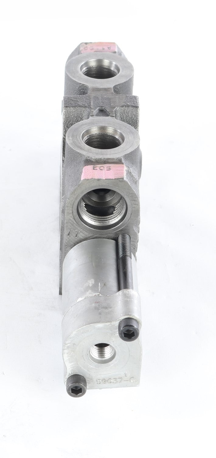 BOBCAT - 6677438 - VALVE - SECTION